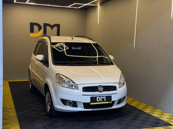 FIAT IDEA 1.4 MPI ATTRACTIVE 8V FLEX 4P MANUAL FIAT IDEA 1.4 MPI ATTRACTIVE 8V FLEX 4P MANUAL